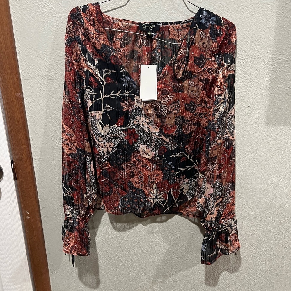 Jessica Simpson Red and Black Floral Blouse Paisley Print Size XS very cute NWT